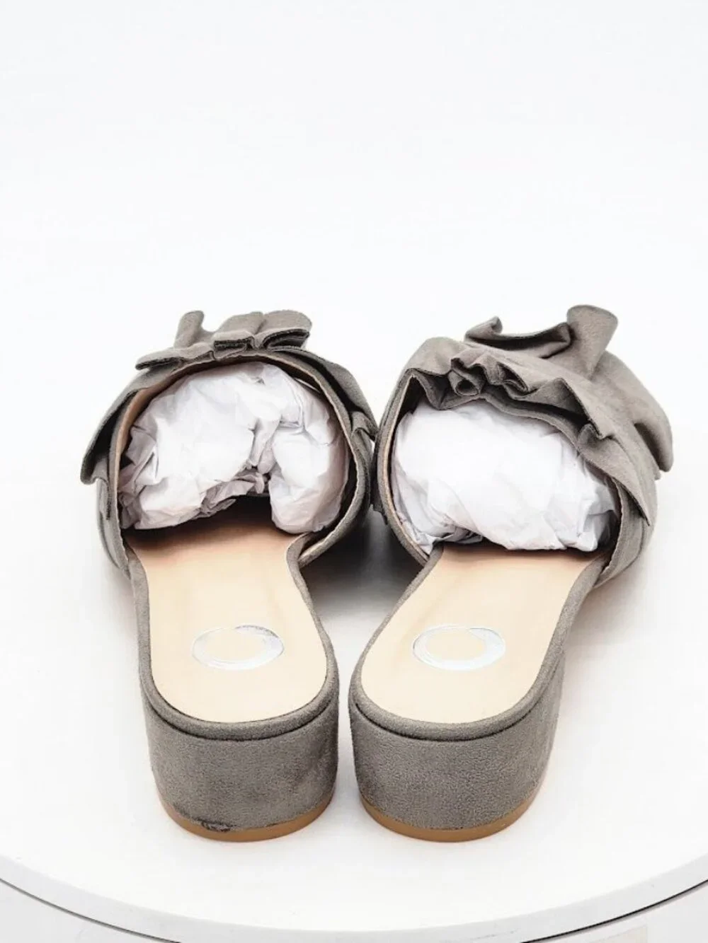 Journee Collection Sabica Gray Ruffle Slide Sandals Block Heel Women's Size 7.5